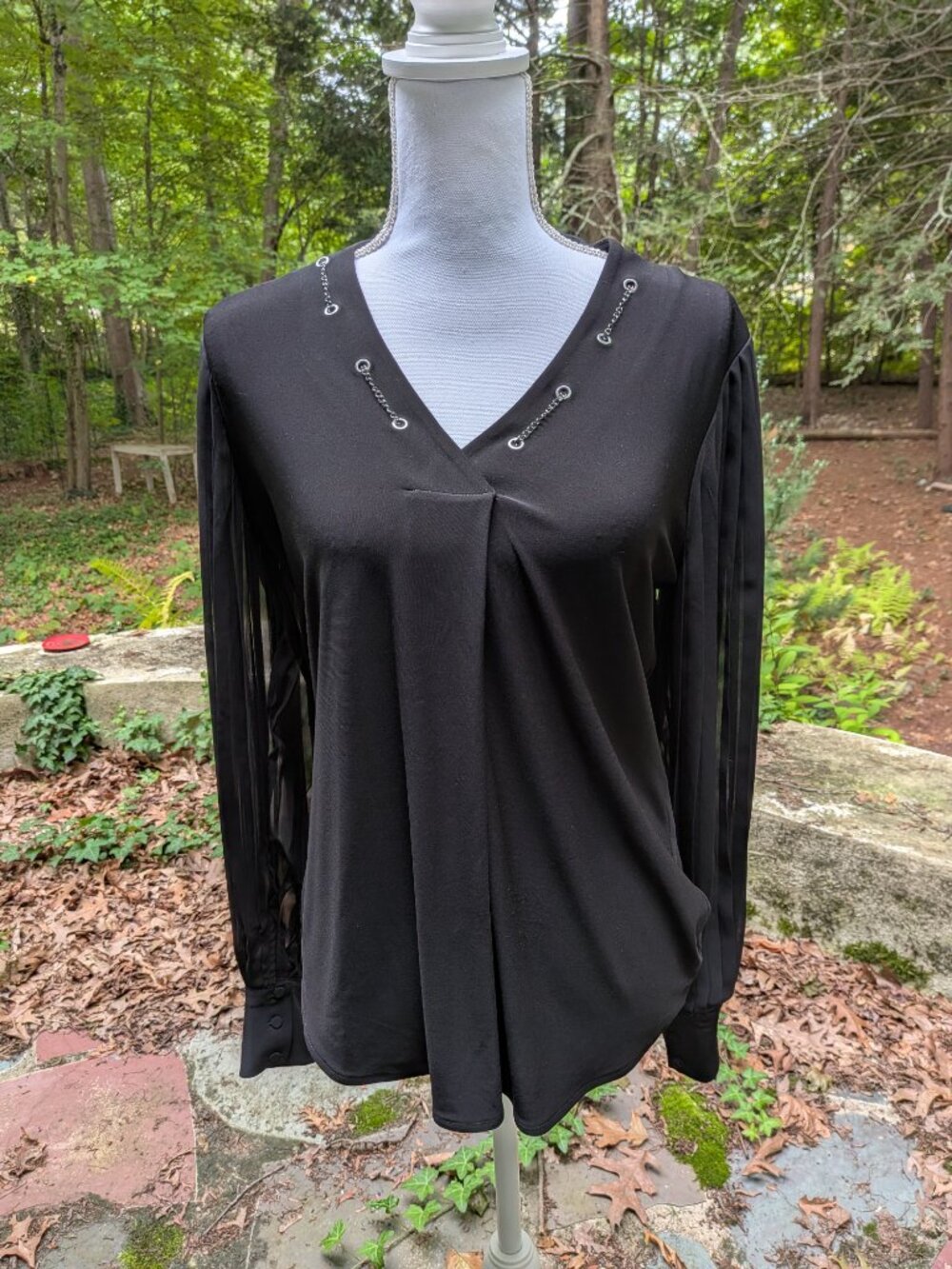 WHBM Chain Neck Blouse - Picture 4 of 8